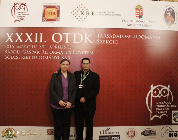 OTDK fal előtt készült képek